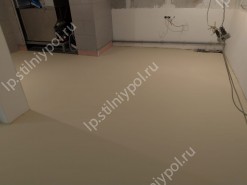 Однотонные полы в квартире, матовые и глянцевые, цвет может быть любой по RAL.