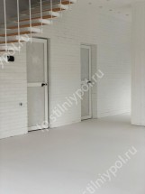 Однотонные полы в квартире, матовые и глянцевые, цвет может быть любой по RAL.
